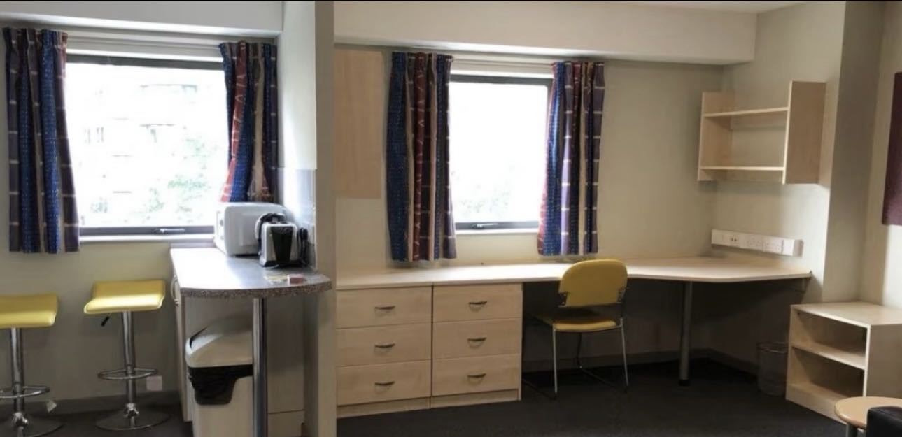 rooms picture