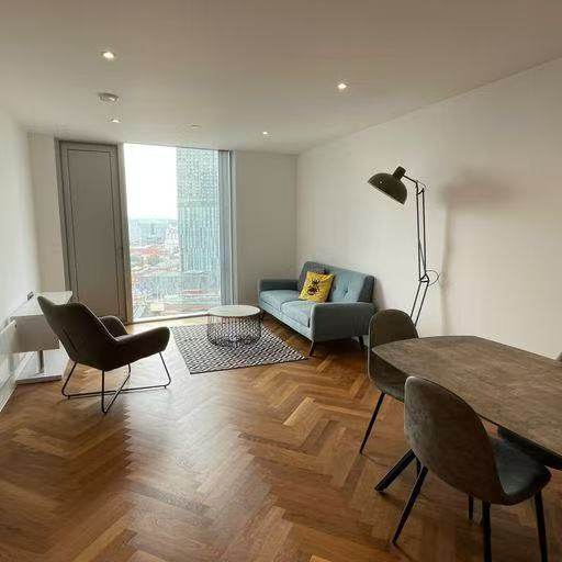 East tower Deansgate Square公寓
