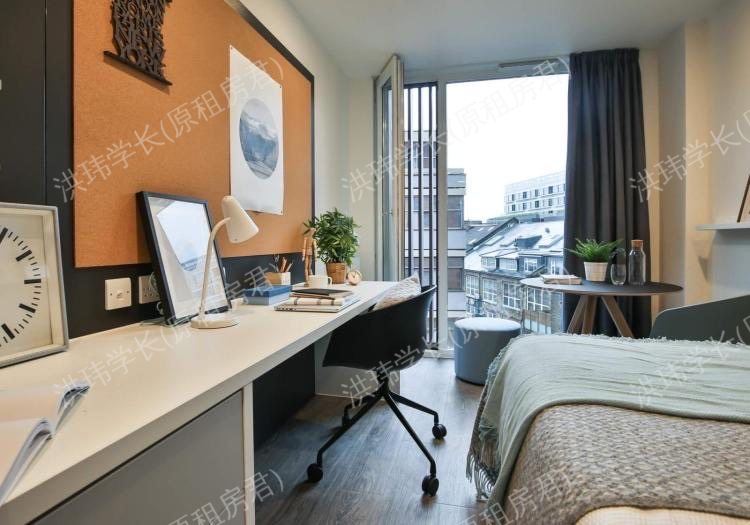 rooms picture