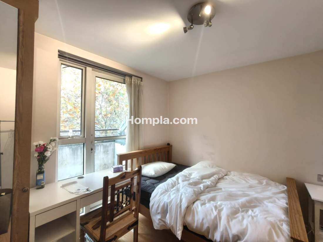 Tower Hamlets apartment