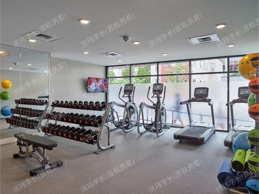 The Simon at Founders Row公寓