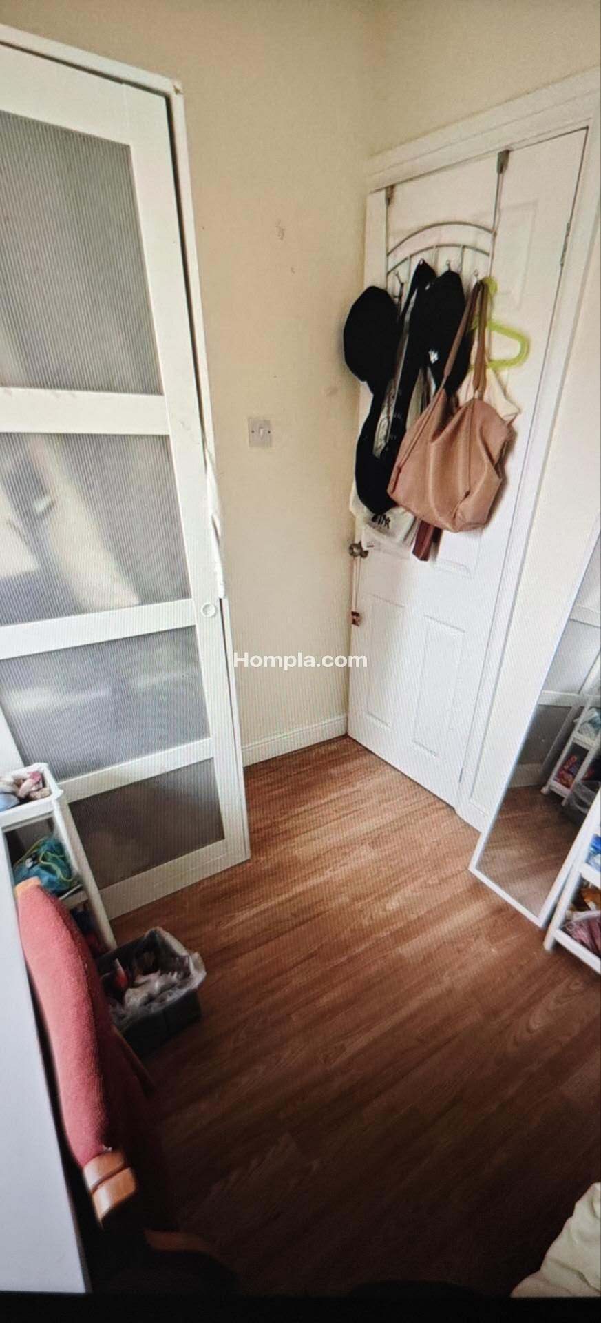 Beeston House apartment