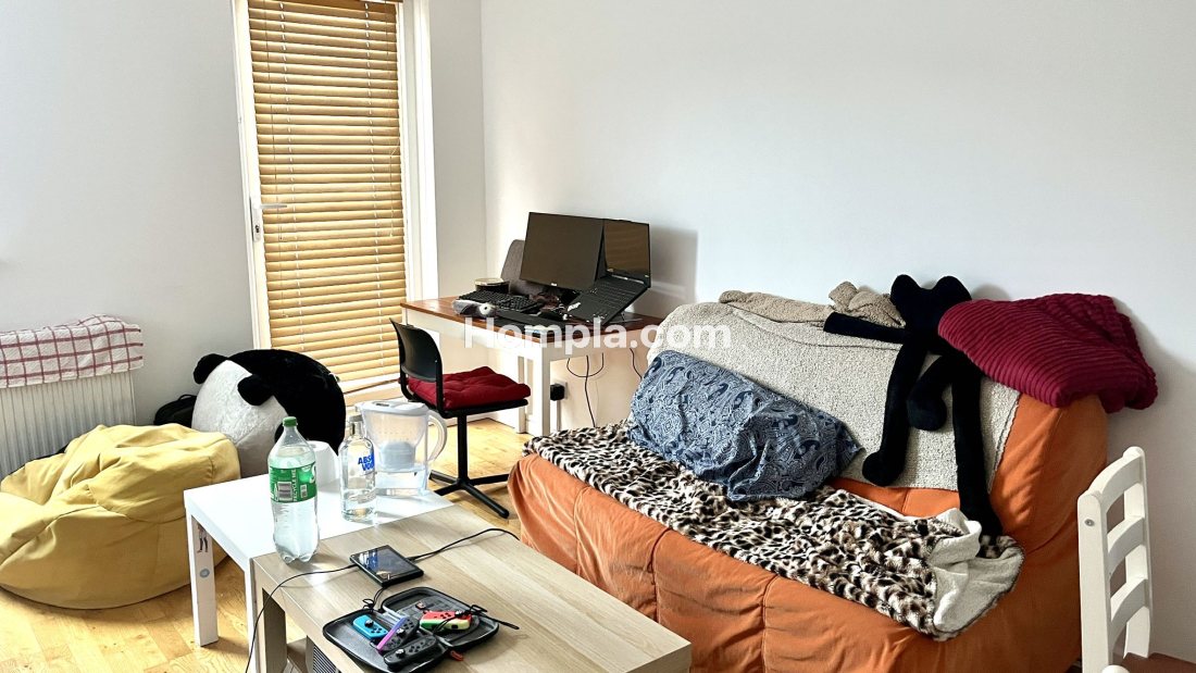 44 apartment