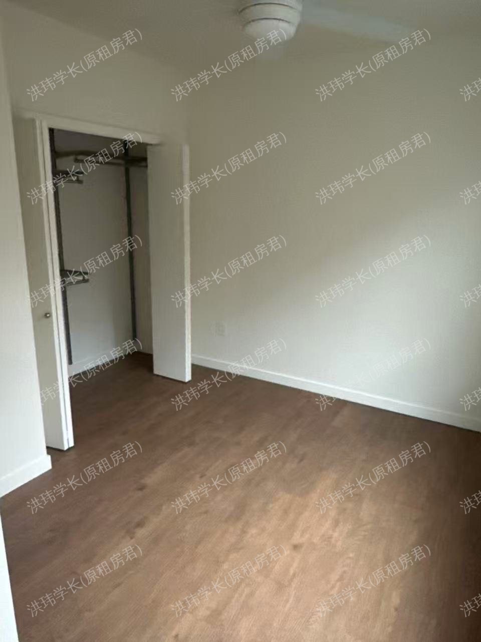 Westlake Steps公寓