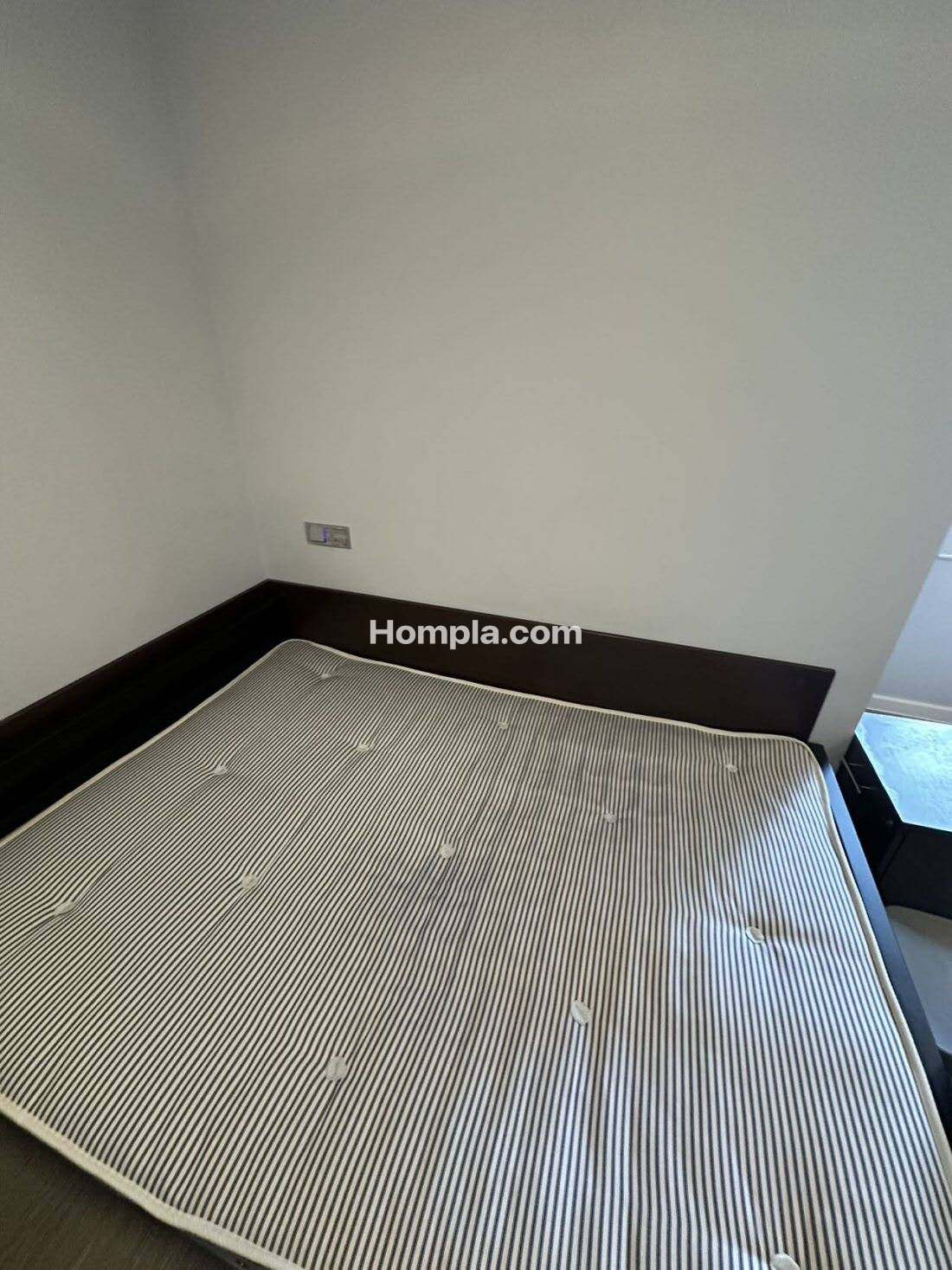 iQ Highbury apartment