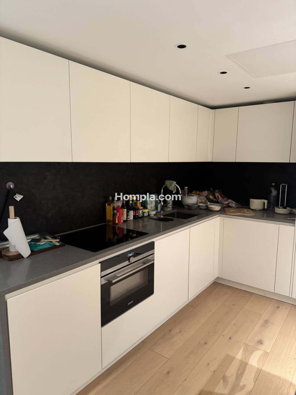 Landmark Pinnacle apartment