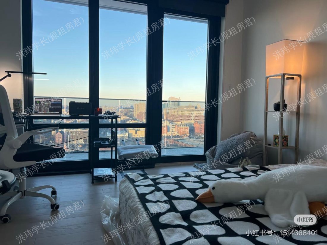 Bisby at Newport公寓