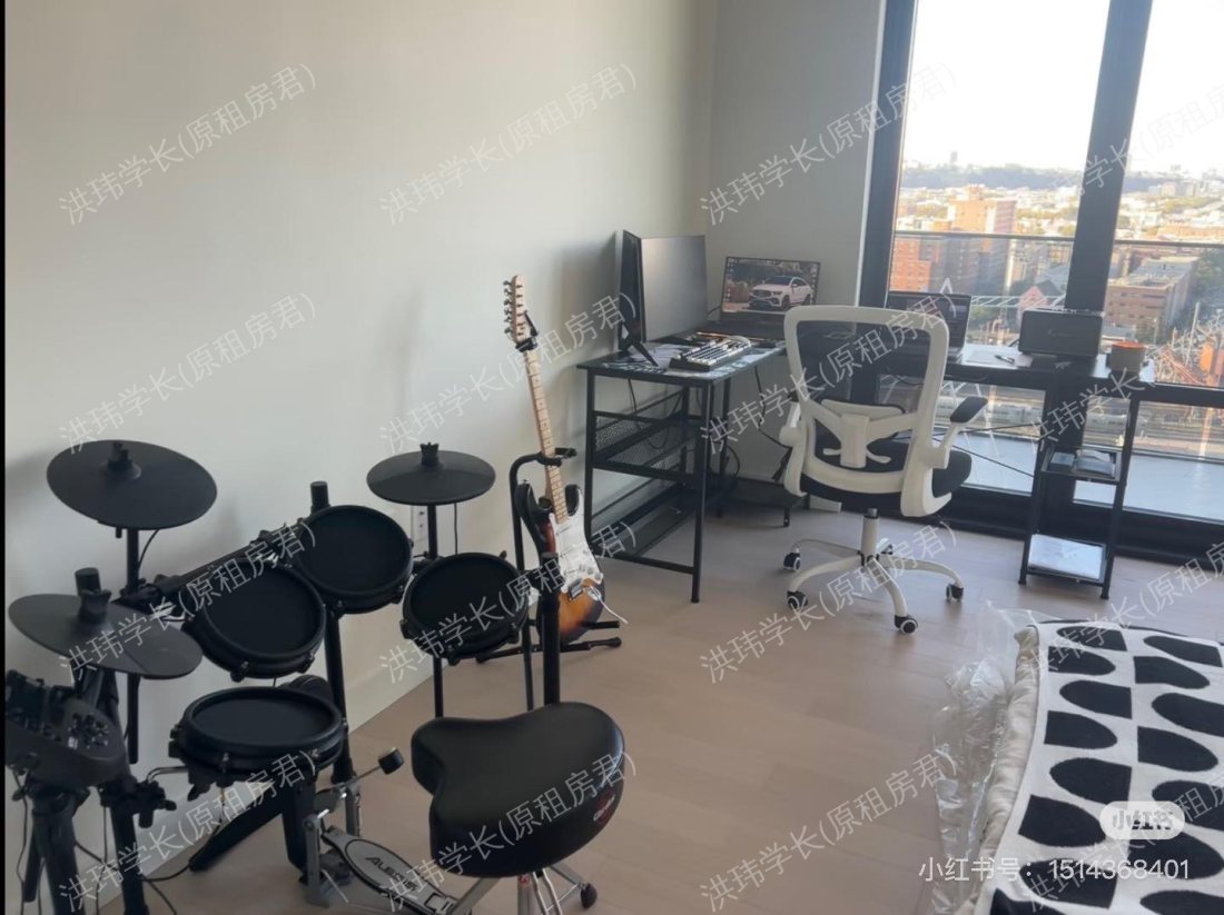 Bisby at Newport公寓