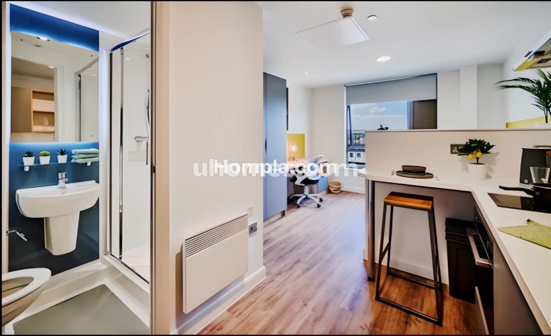 Deakins Place apartment