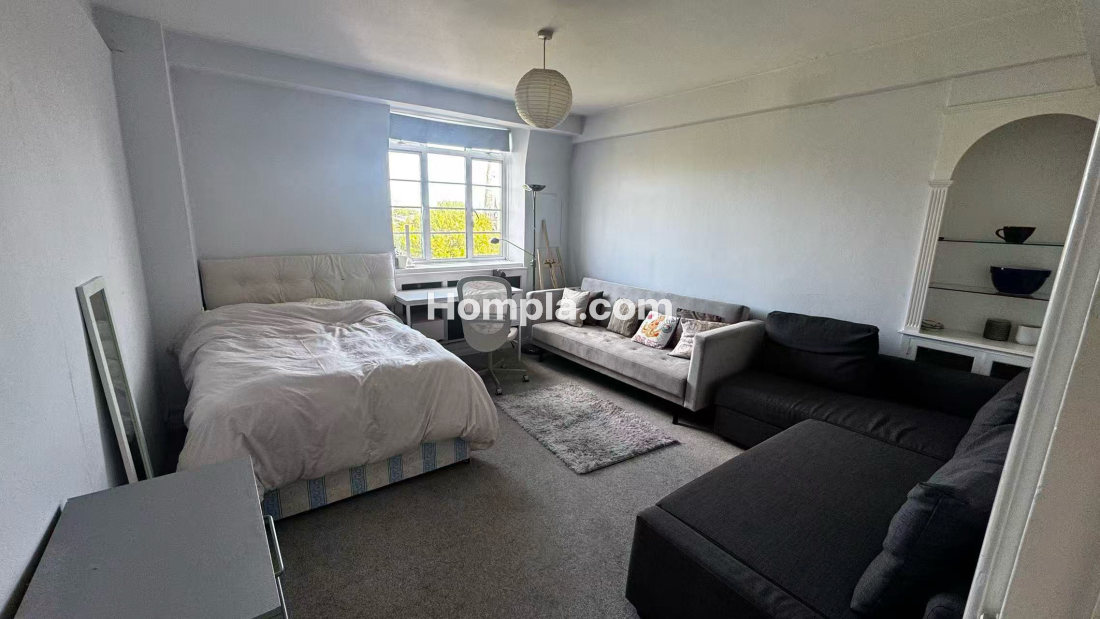 Latymer Court apartment