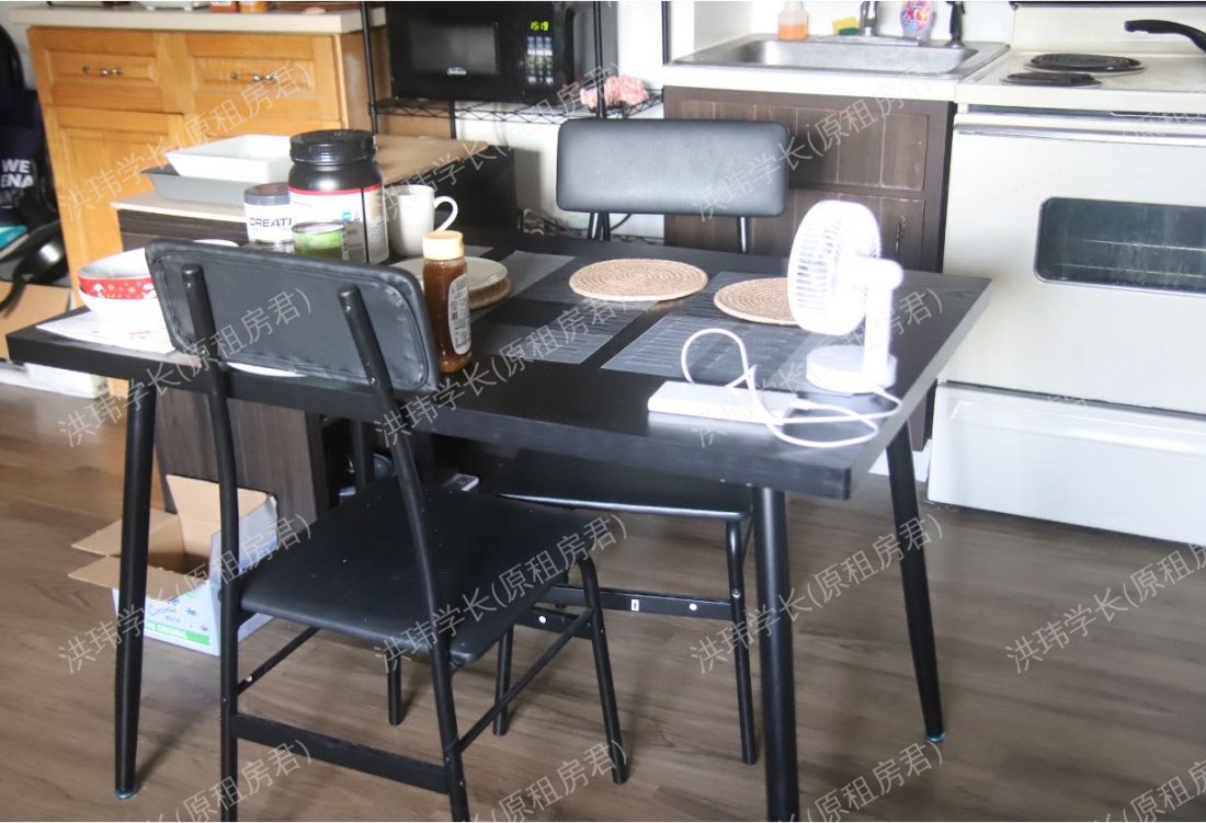 Lansing West Apartments公寓