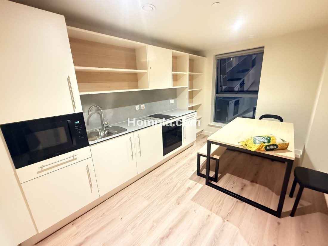 iQ Cullen House apartment