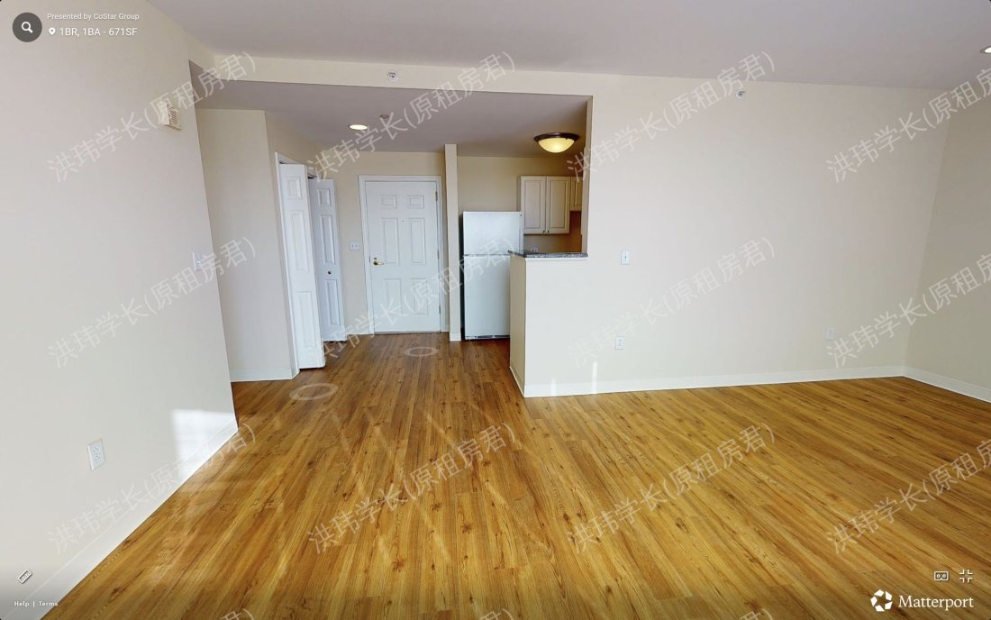 Landmark Square公寓