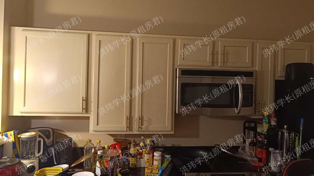 The Oaks on The Square公寓