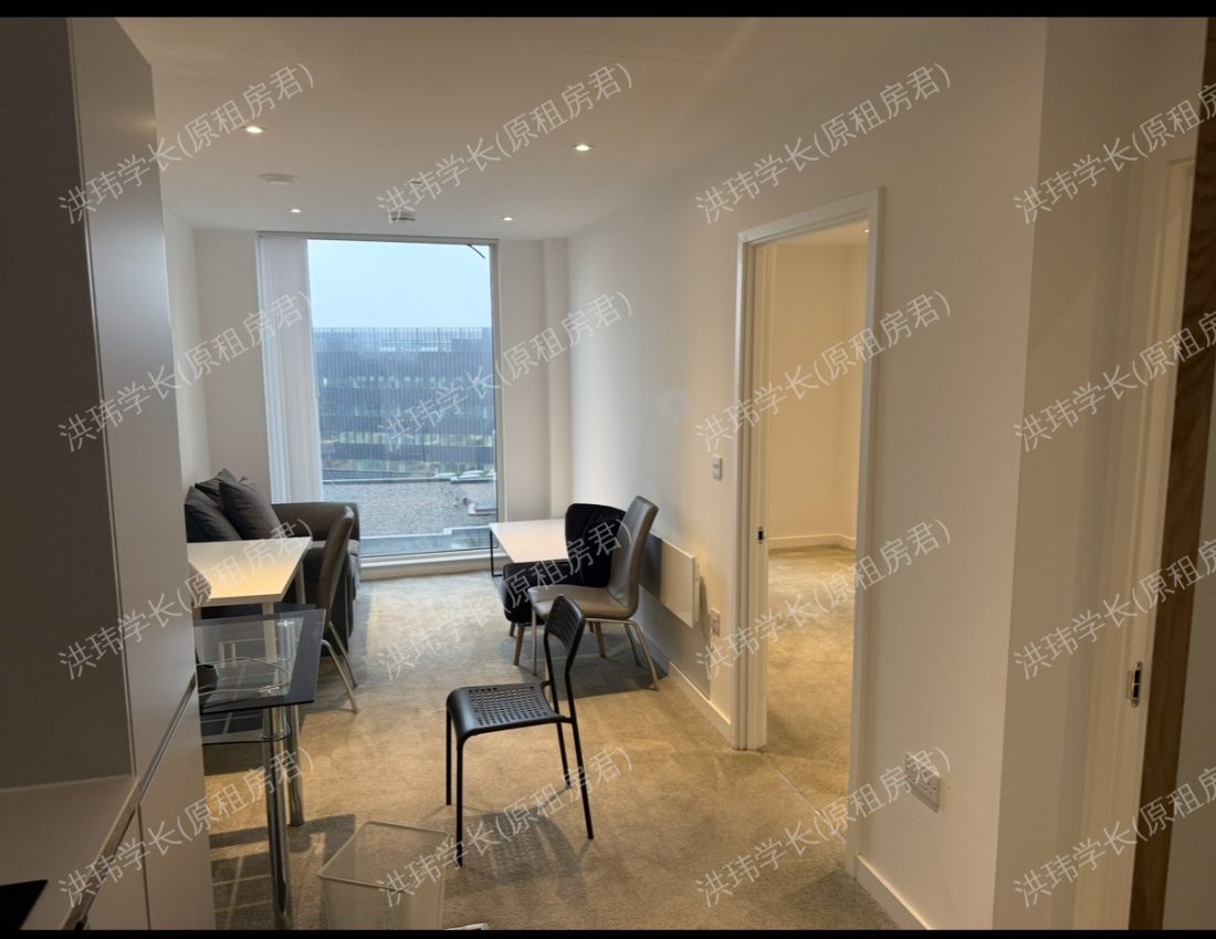 Burlington Square公寓