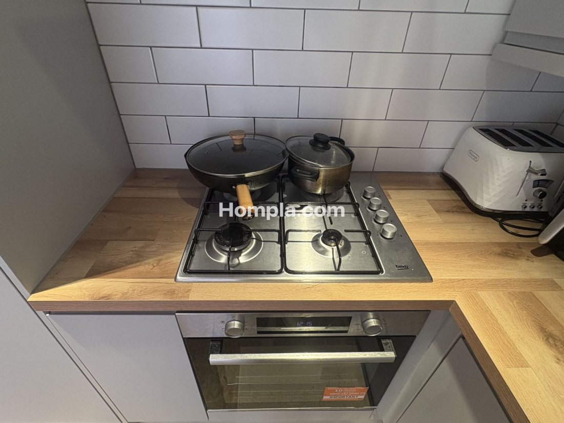 65 Saltoun Street apartment