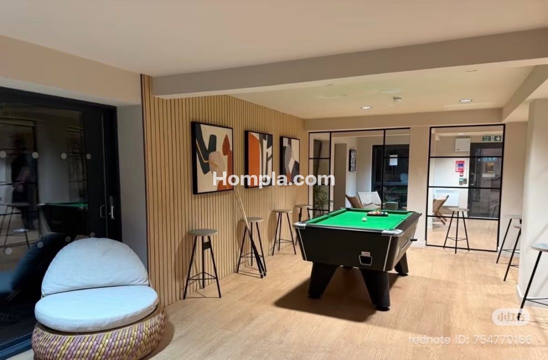 Thurso Street apartment