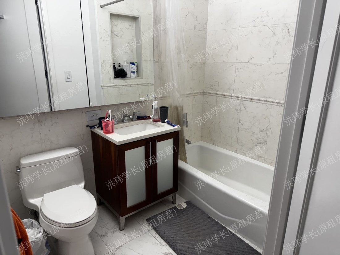 Columbus Square Apartment公寓