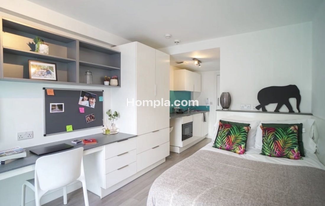 The Recording Rooms apartment
