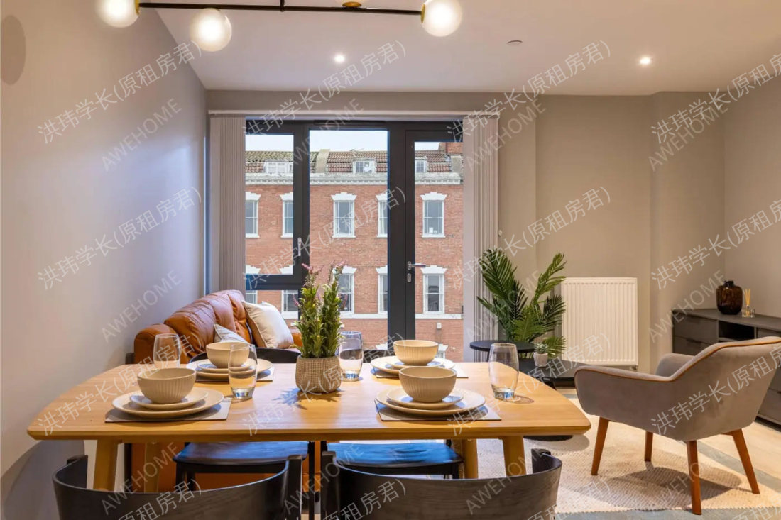 The Port on the Square公寓