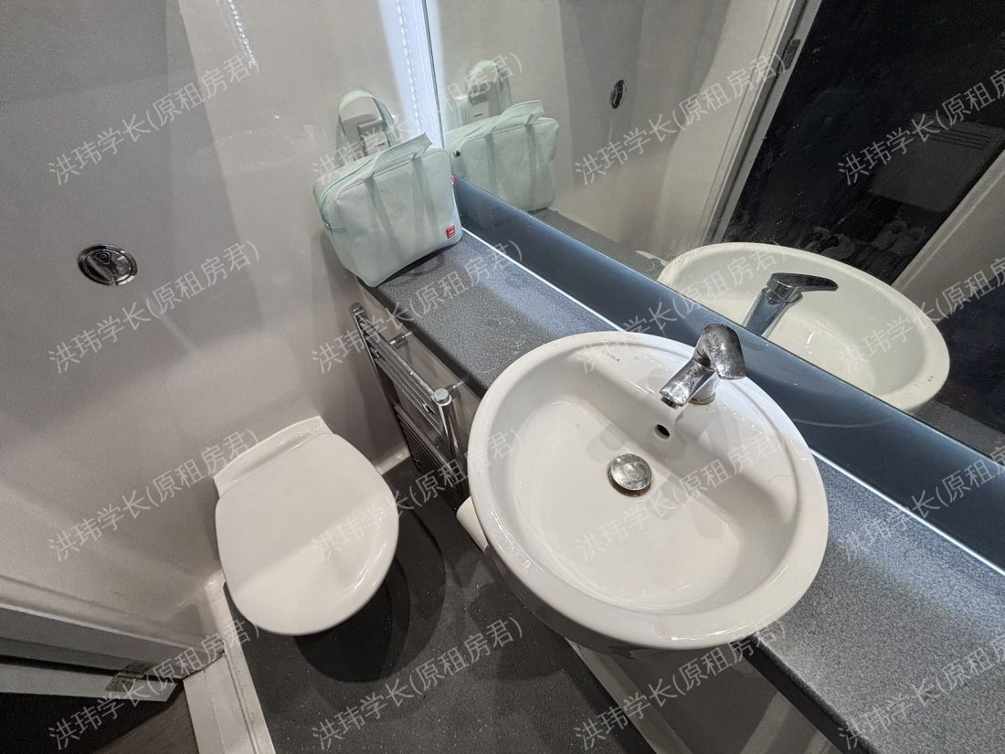 Straits Meadow公寓