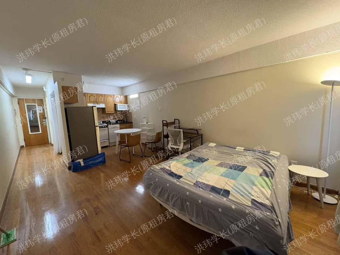 1110 Commonwealth公寓