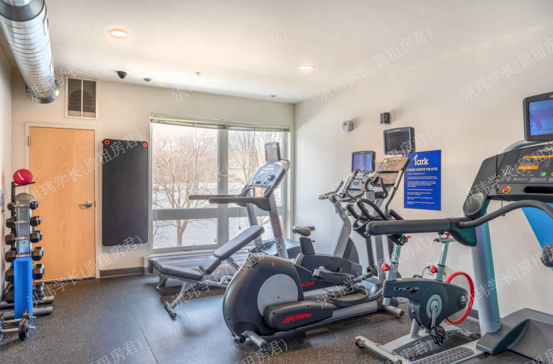 Lark at Randall 公寓