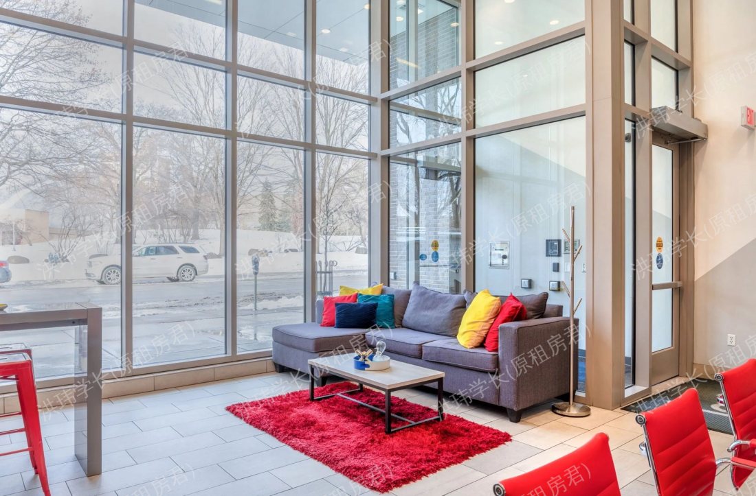 Lark at Randall 公寓