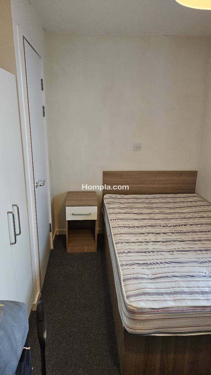 Moonraker Point apartment