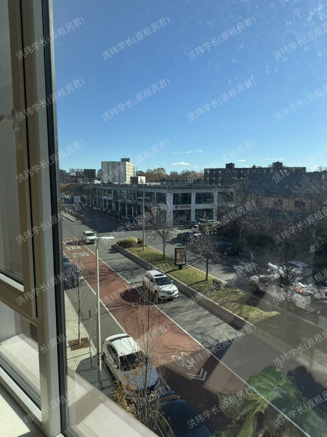 55 Brighton公寓
