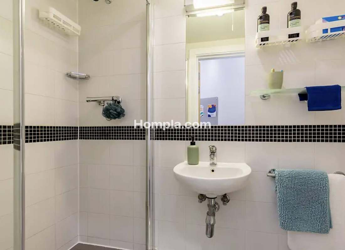 Depot Point apartment