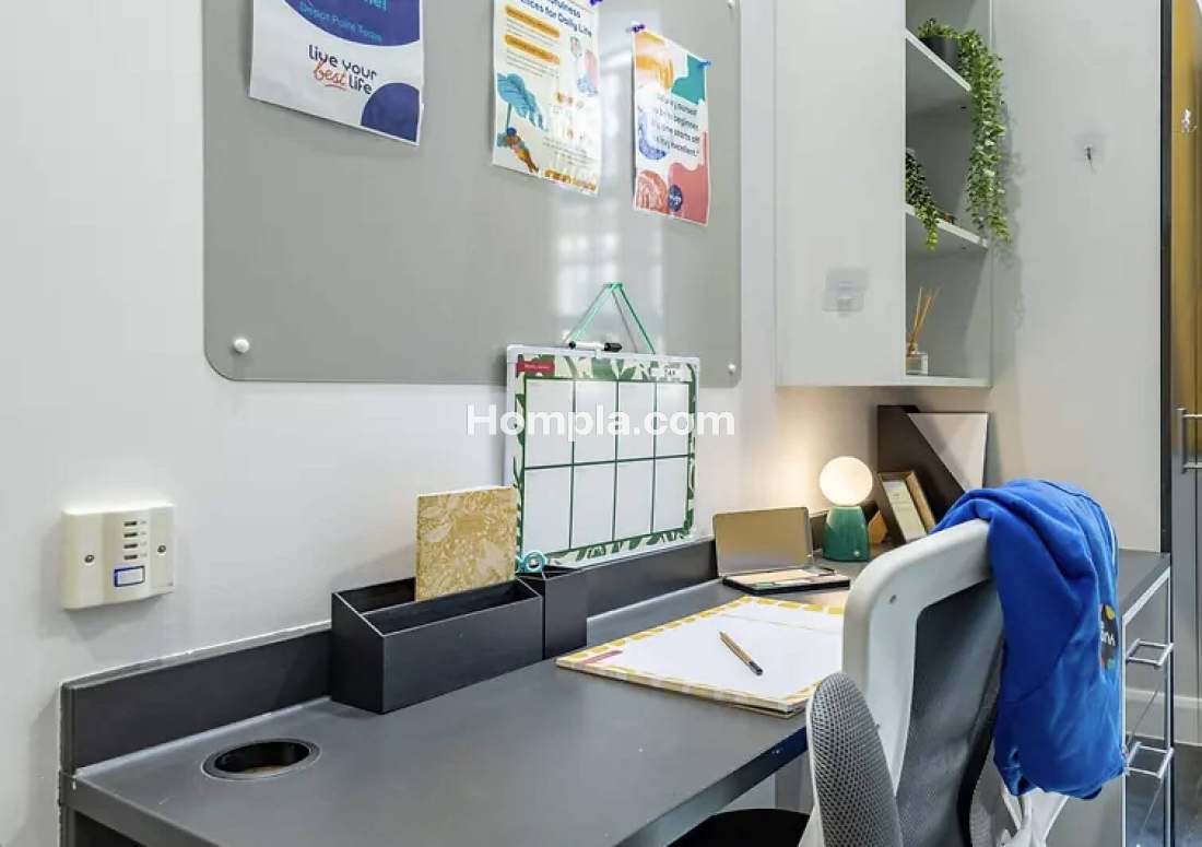 Depot Point apartment