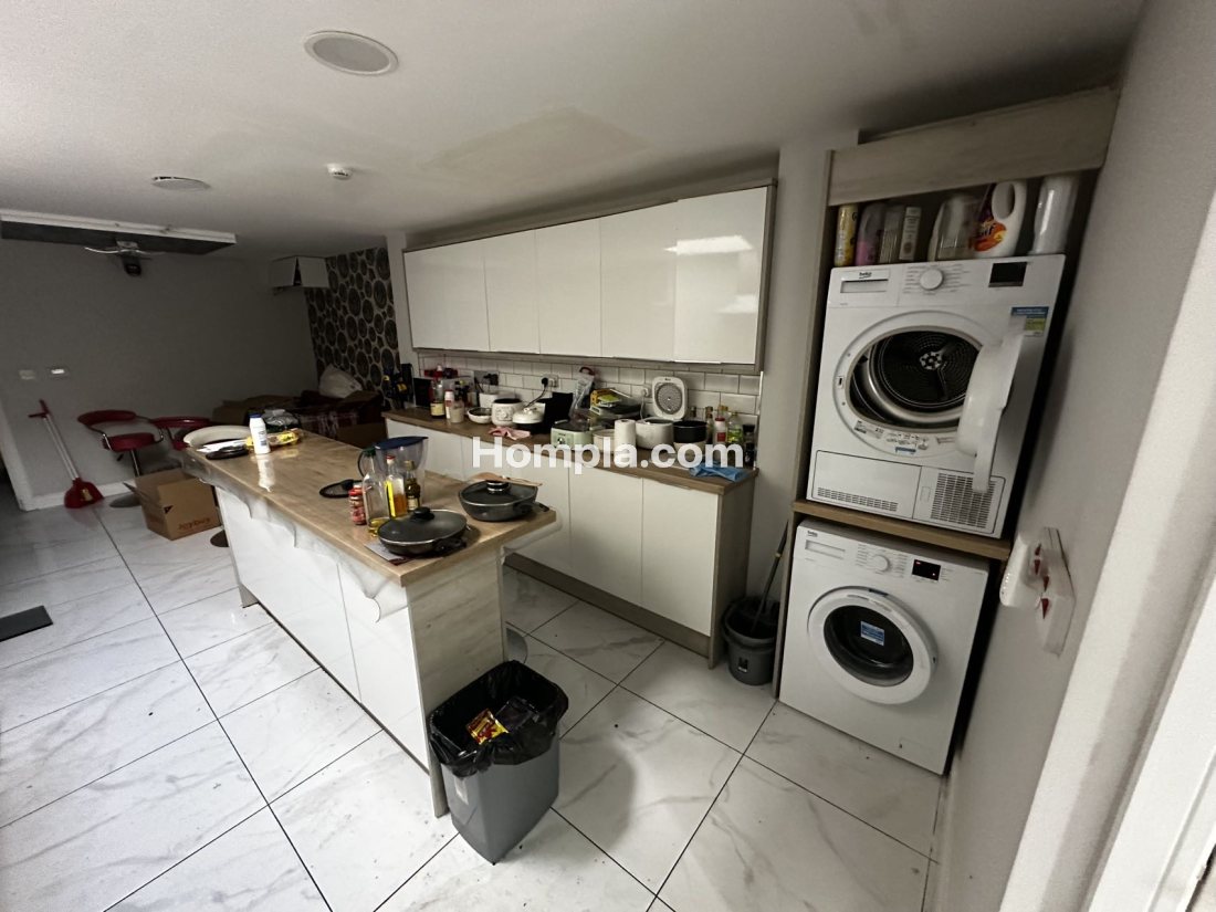 26dale road apartment
