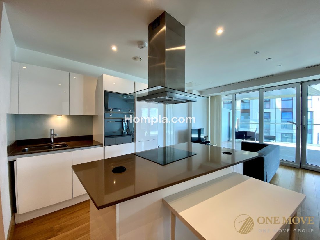 Arena Tower apartment
