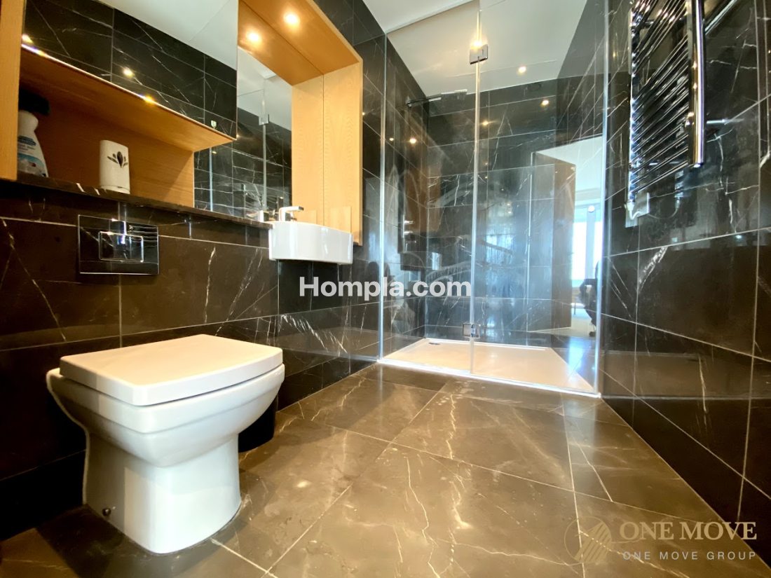 Arena Tower apartment