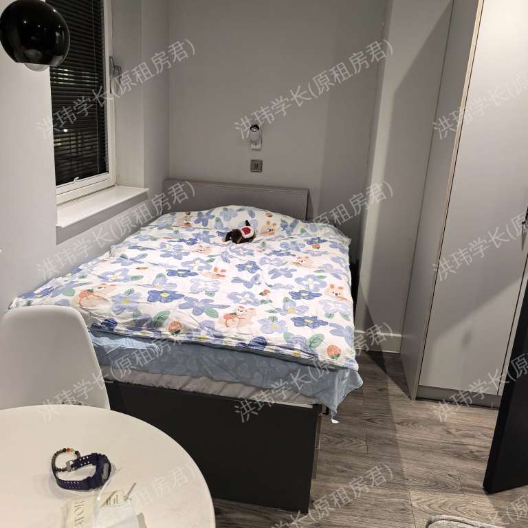 rooms picture