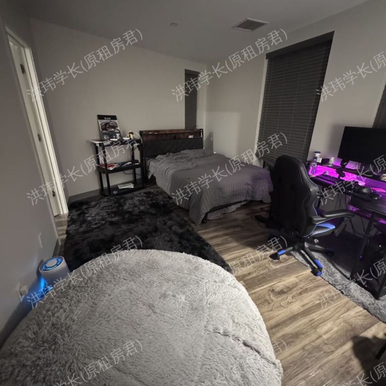 rooms picture