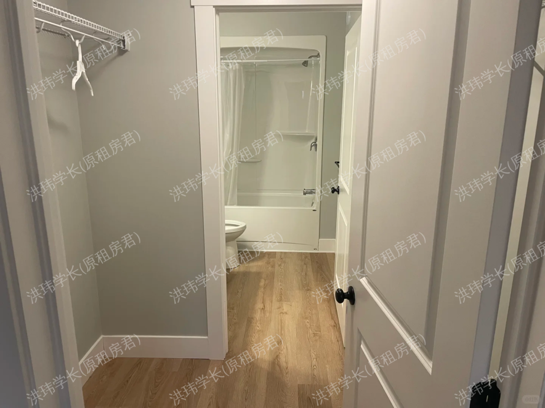75 Melanie Street Apartments公寓
