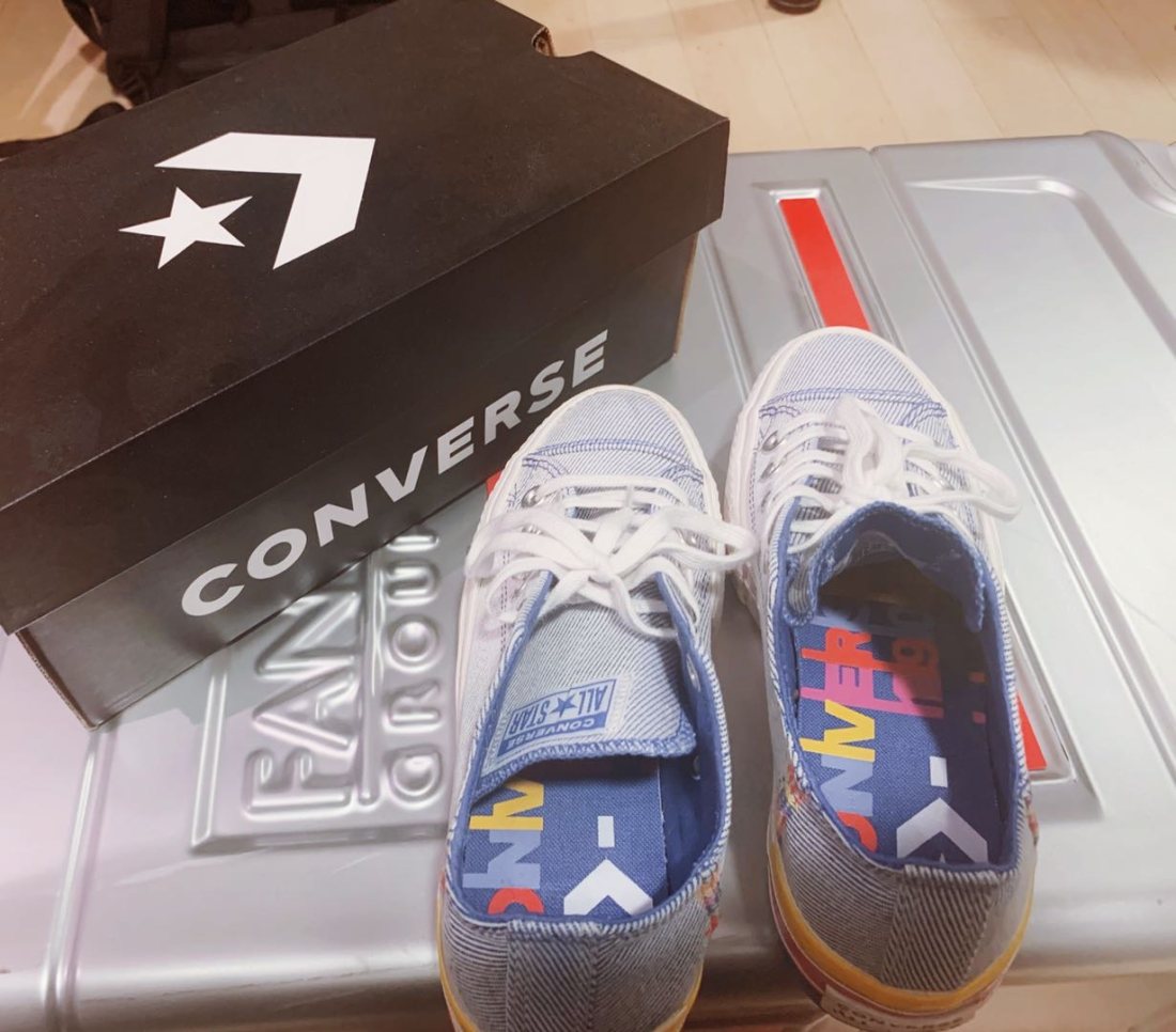 converse淡蓝彩色鞋尾