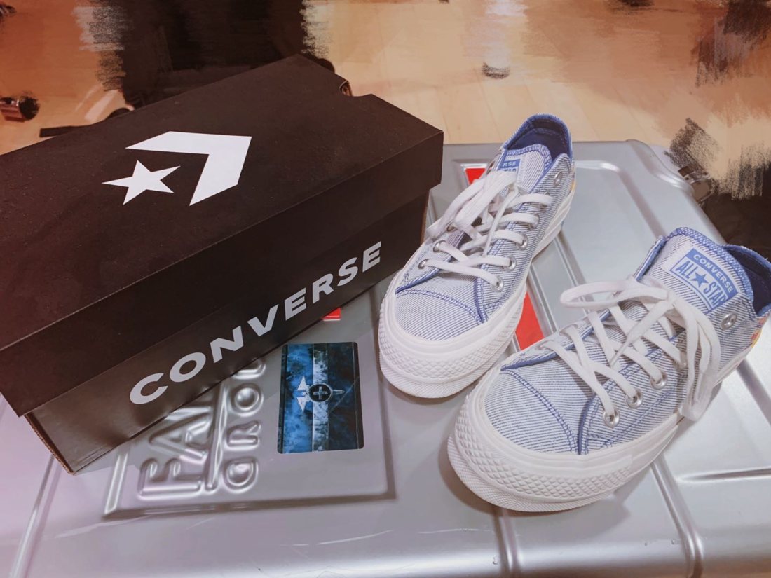 converse淡蓝彩色鞋尾