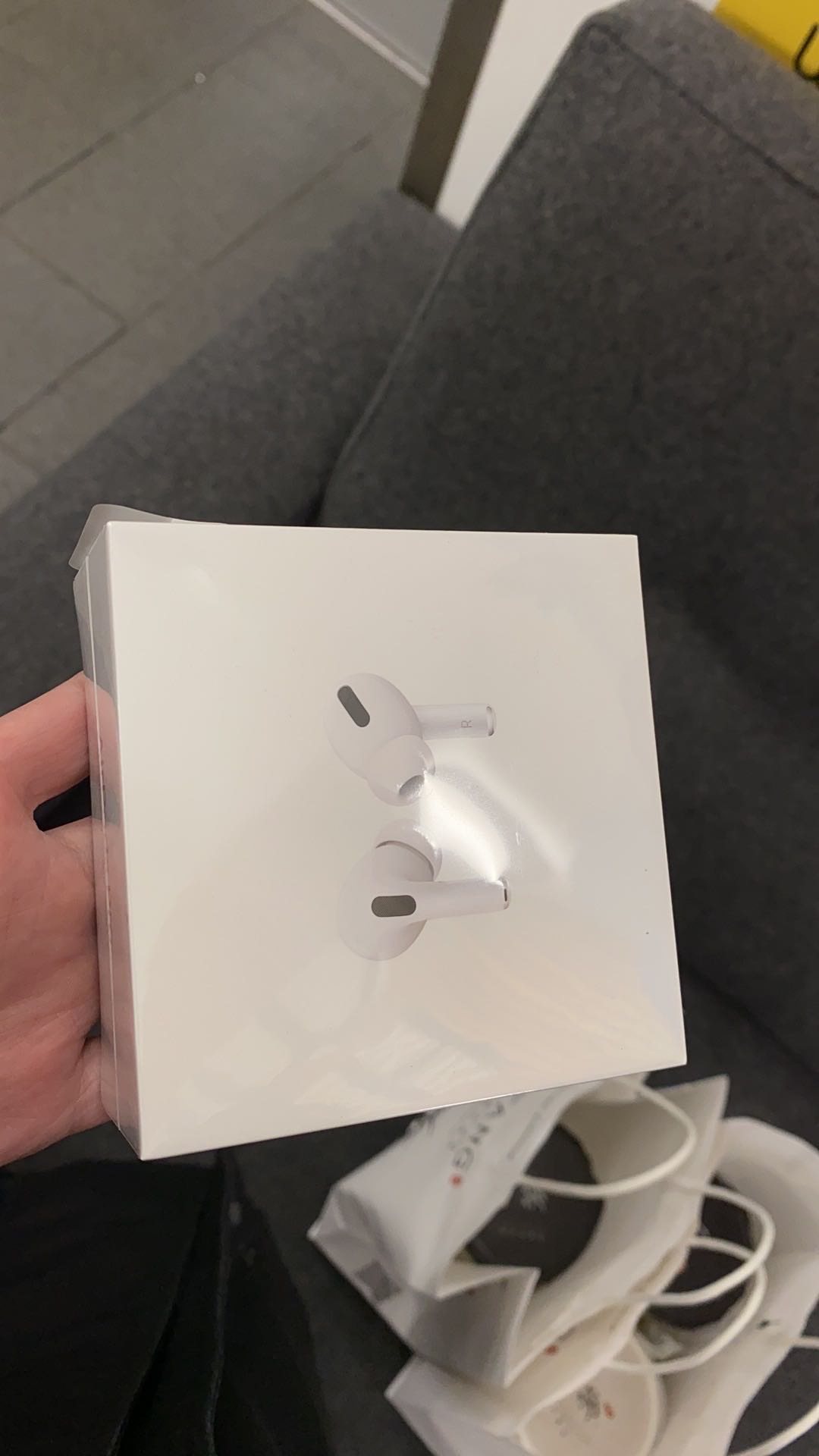 airpods pri