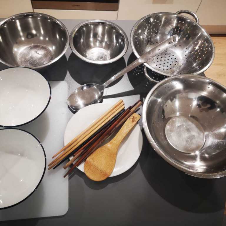 锅碗瓢盆