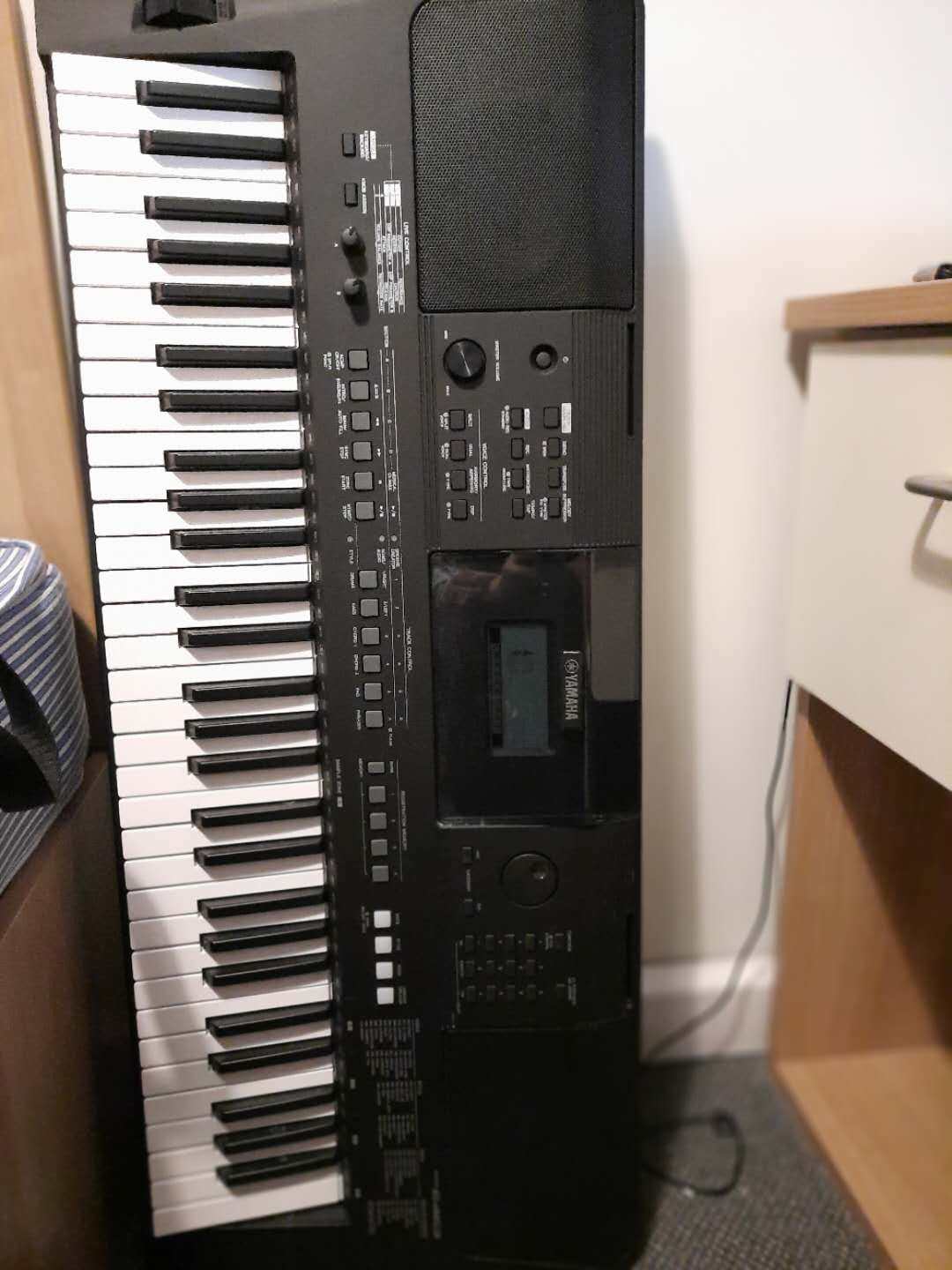 Yamaha PSR E-463电子琴