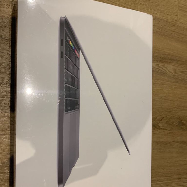 MacBook Pro 13寸 512g 深空灰